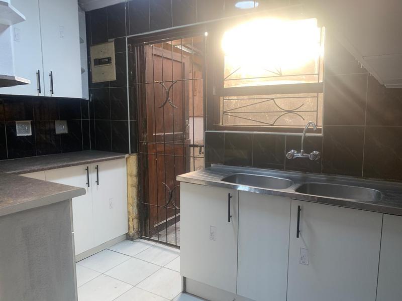 6 Bedroom Property for Sale in High Places Western Cape